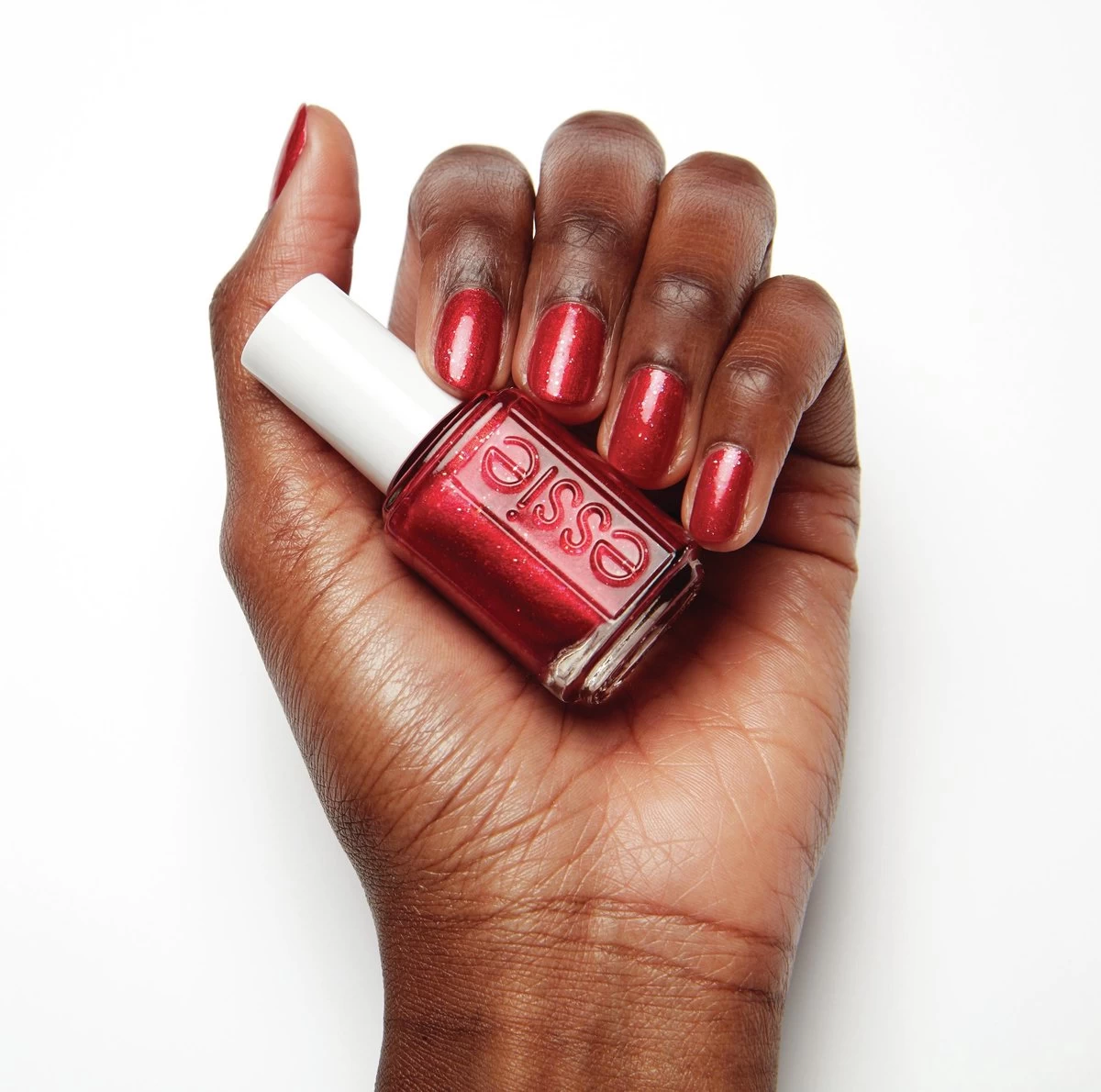 Essie Winter Collection Nagellak – 667 Knotty Or Nice - Rode Glitter Nagellak - Afbeelding 10