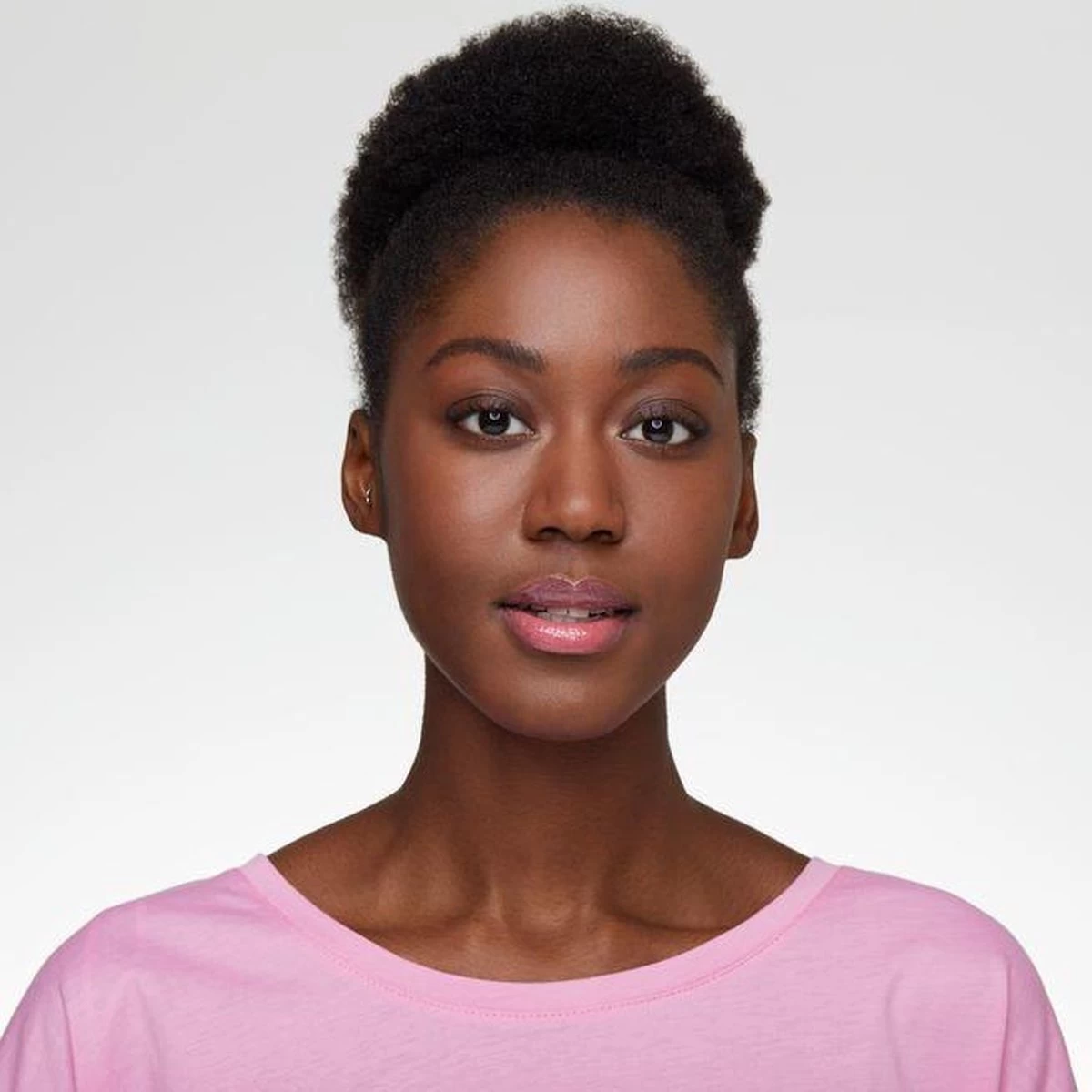 Essence Extreme Shine Volume Lipgloss 5 Ml 06 Candy Shop - Afbeelding 5