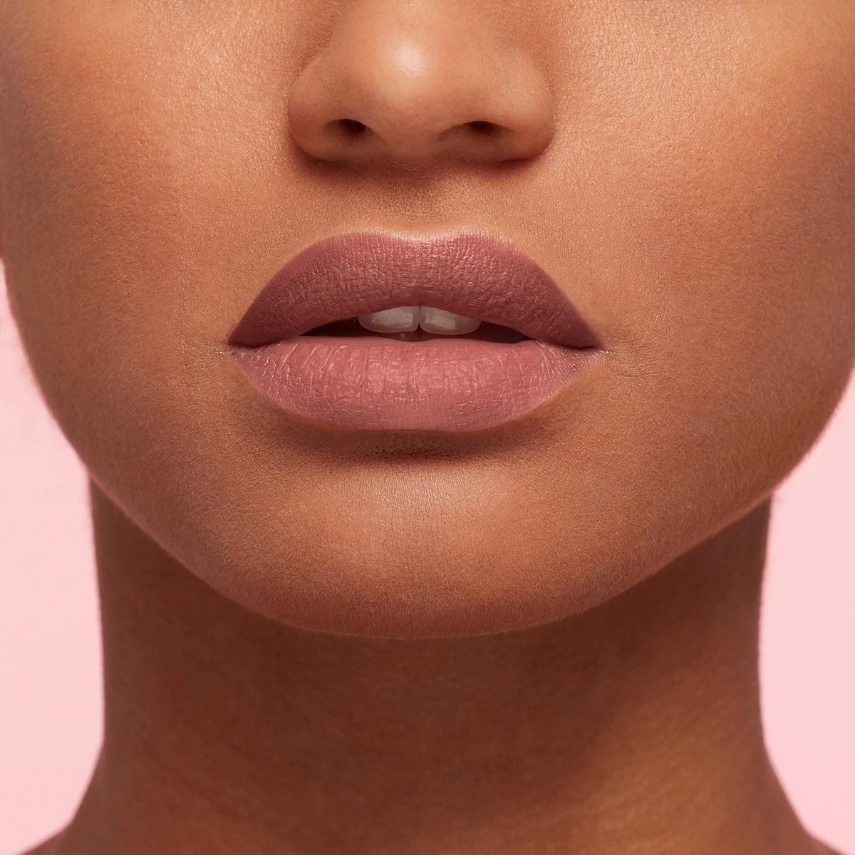 L'Oréal Paris Les Macarons Langhoudende Matte Lipstick - 822 Mon Caramel – Nude – 6,7 Ml - Afbeelding 4