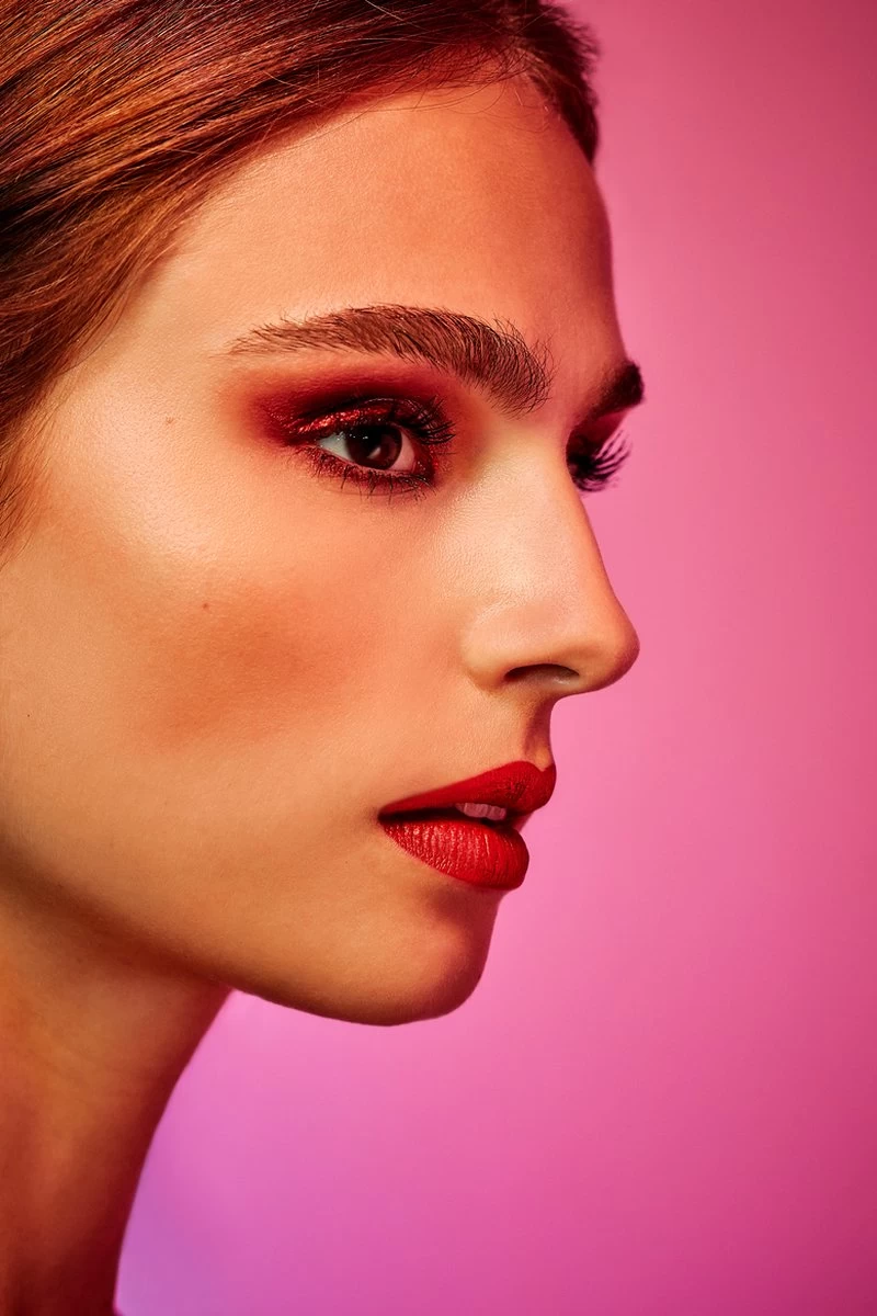 L’Oréal Paris Paris Electric Nights Superliner Matte Signature Eyeliner - Limited Edition – 11 Red Signature – Rood - Afbeelding 4